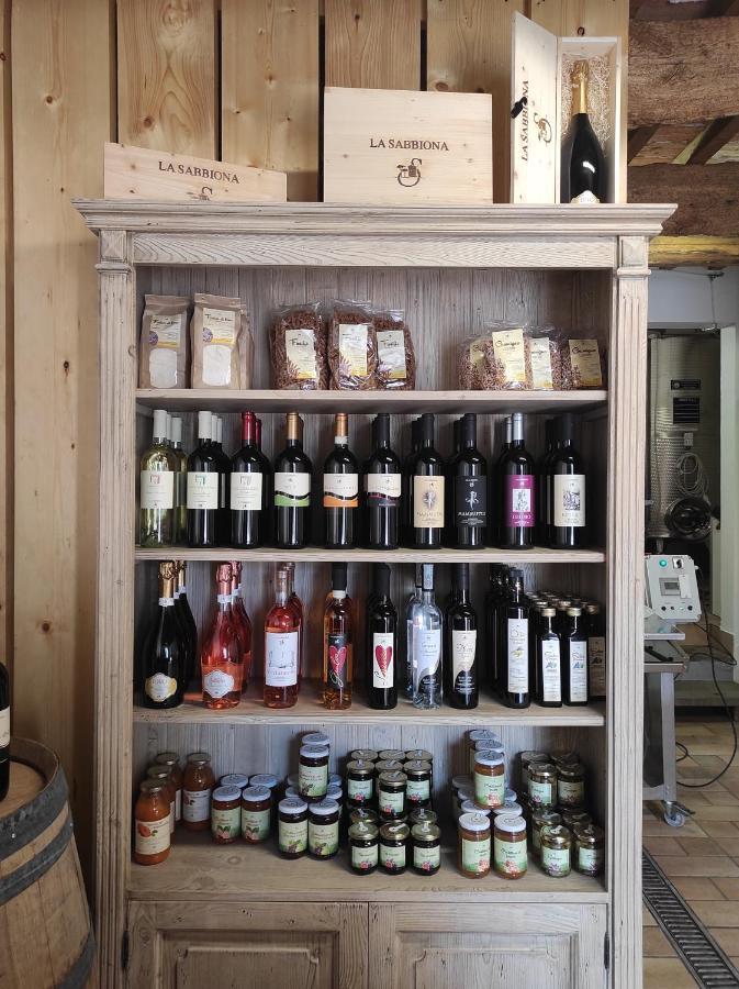 Agriturismo E Cantina La Sabbiona 파엔차 외부 사진