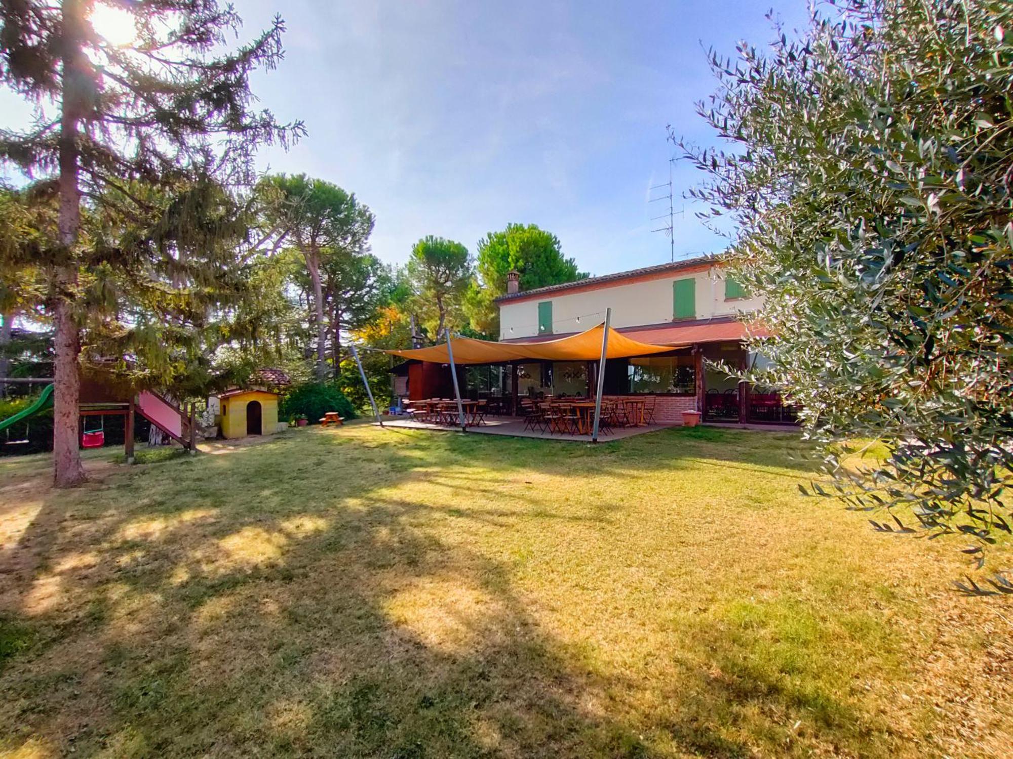 Agriturismo E Cantina La Sabbiona 파엔차 외부 사진