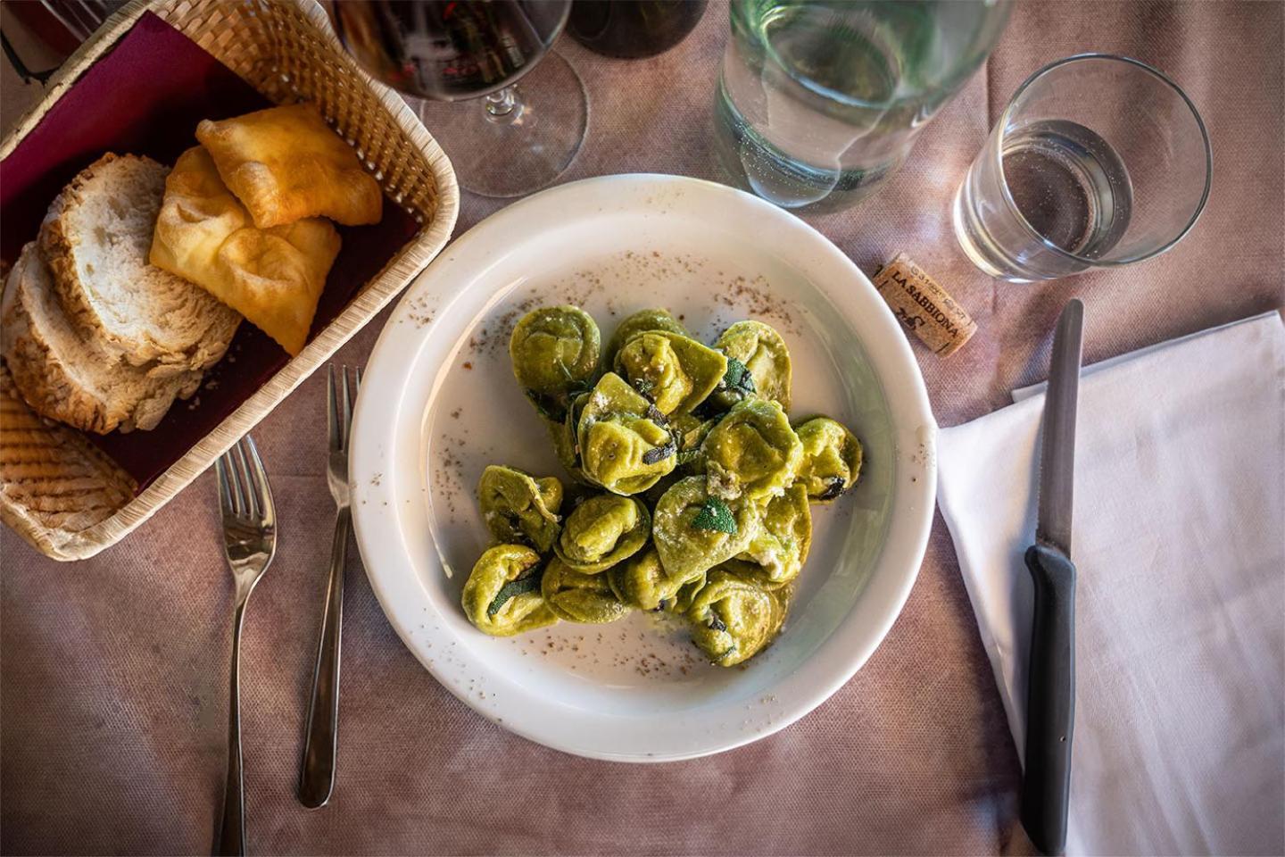 Agriturismo E Cantina La Sabbiona 파엔차 외부 사진
